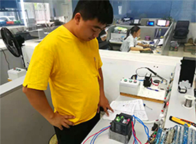 科目六：变频器调参数